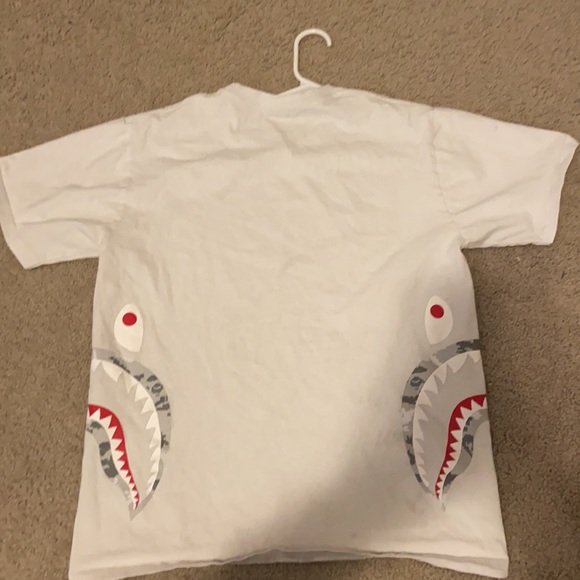Bape shirt - Picture 2 of 3